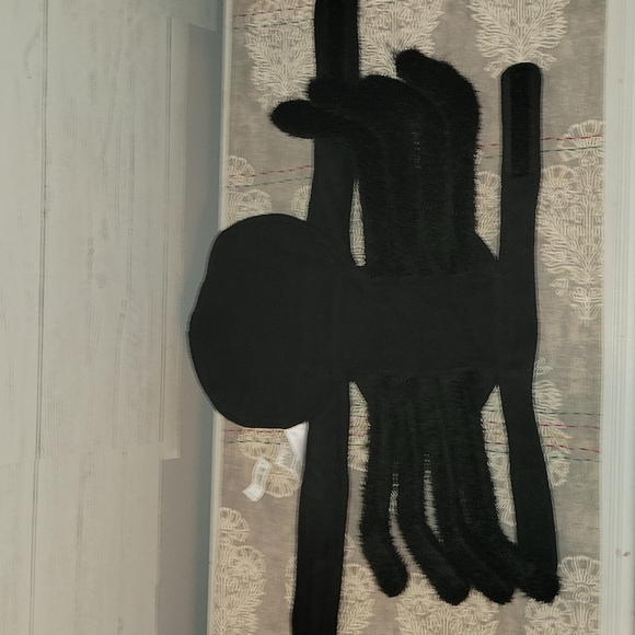 LAST ONE! | NWT | Old Navy Plush Microfleece Pet Spider Halloween Costume | L/XL - Picture 4 of 10